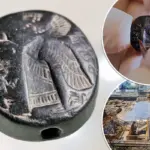 Archeologen ontdekken 2.700 jaar oud, zeldzaam zegel in Jeruzalem