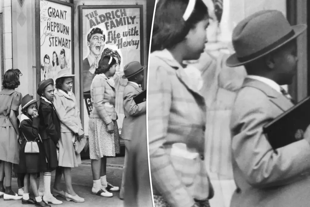 Zit er een iPad op deze foto uit 1941? Het internet trekt z’n wenkbrauwen op