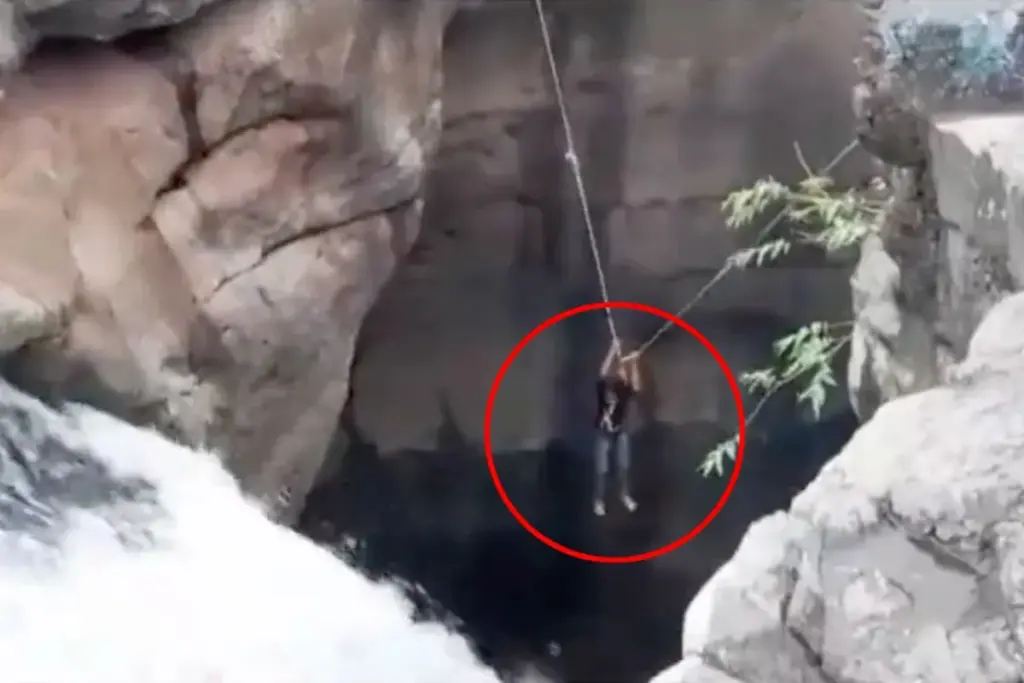 Man overleeft val in 600 meter diepe kloof tijdens maken van selfie