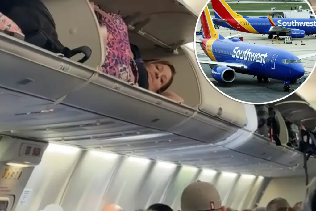 Passagier kruipt in bagagevak en doet een dutje — en ze is niet de eerste